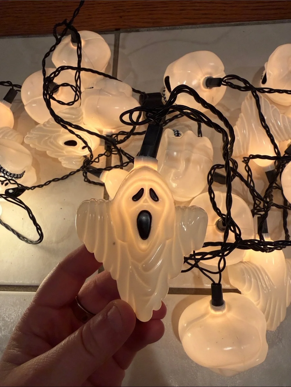 Vtg Blow Mold Skulls & Ghosts Halloween String Lights
